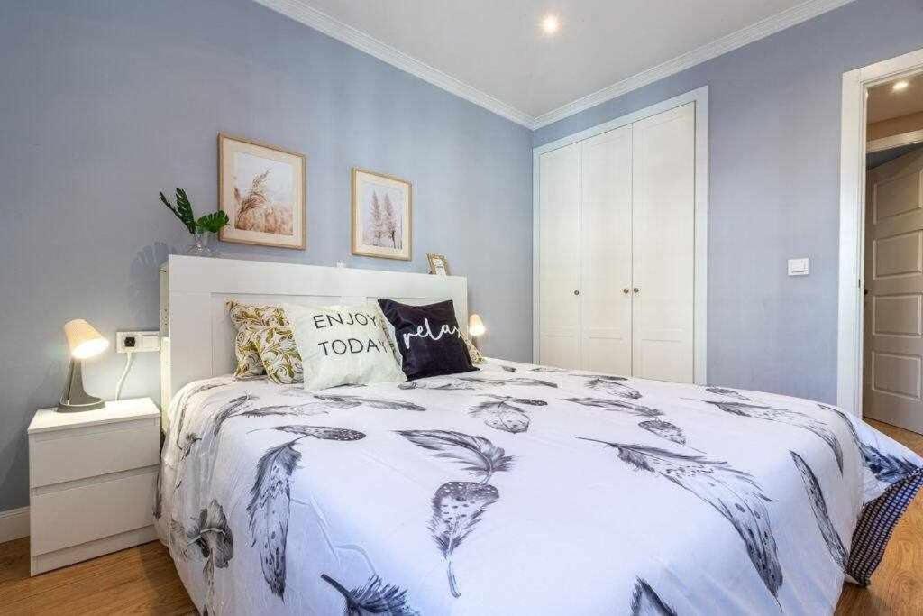 Appartement 3 En Estadio Del Sevilla, 8 Plazas Y M *